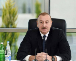 Президент Ильхам Алиев: Надеюсь, что молодежь очень активно включится во внеочередные парламентские выборы