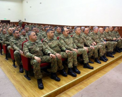 Проводятся сборы командного состава азербайджанской армии 