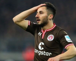 Турецкий футболист отчислен из немецкого клуба за поддержку операции в Сирии