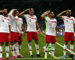 УЕФА открыл дело в отношении сборной Турции