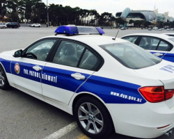 В связи с погодными условиями дорожная полиция Азербайджана предупредила водителей