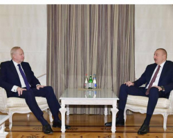 Президент Ильхам Алиев принял генерального исполнительного директора группы BP