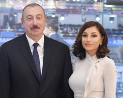 Президент Ильхам Алиев и Первая леди Мехрибан Алиева проголосовали на муниципальных выборах в Азербайджане