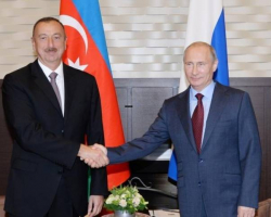 Президент России Владимир Путин позвонил Президенту Ильхаму Алиеву