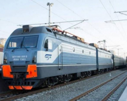 На 30 и 31 декабря в направлении Баку-Гянджа-Баку назначен дополнительный поезд