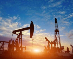 Нефть на мировых рынках вновь подешевела